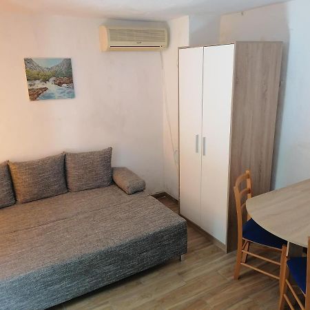 Apartman Milica Golubic (Zadar) Exterior foto