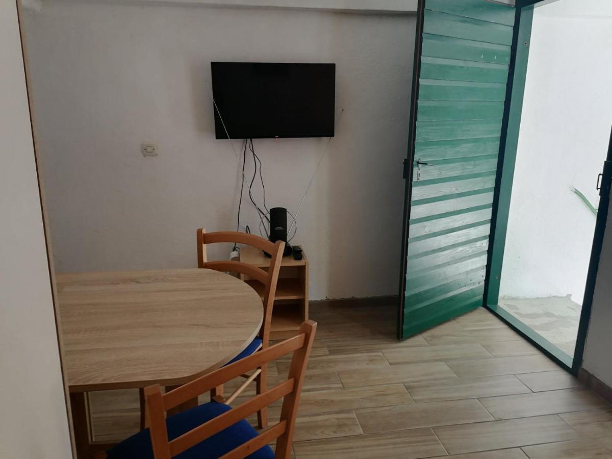 Apartman Milica Golubic (Zadar) Exterior foto